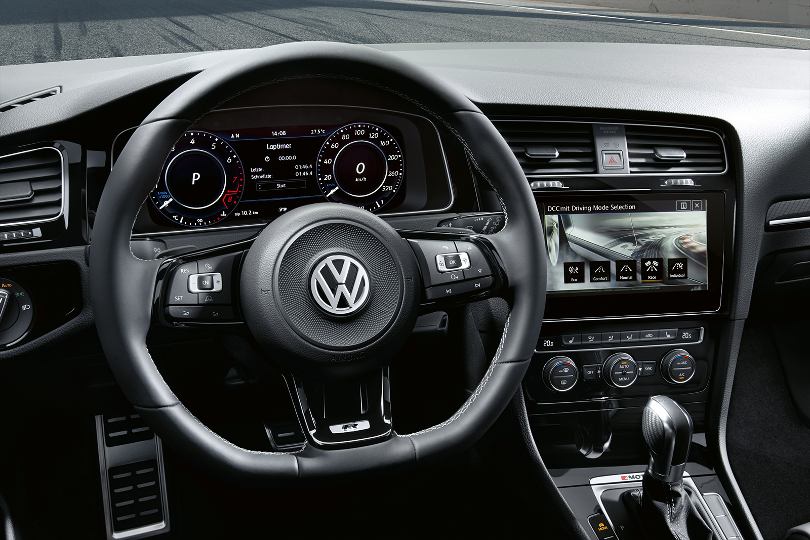 2018 Volkswagen Golf R Dashboard Interior
